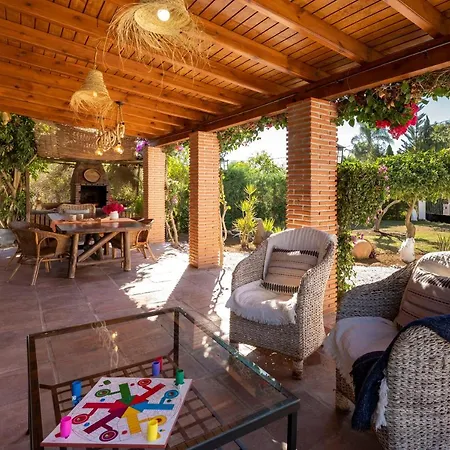 Con Piscina Cerca De La Playa *