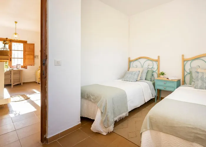 Con Piscina Cerca De La Playa Estepona