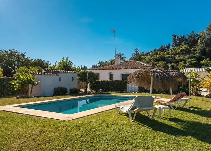 Con Piscina Cerca De La Playa Villa Estepona