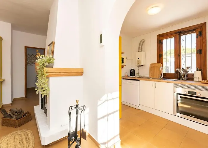 Villa Con Piscina Cerca De La Playa