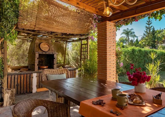 Con Piscina Cerca De La Playa Villa