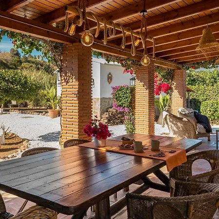 Con Piscina Cerca De La Playa