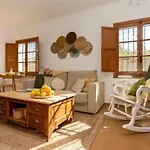 Villa Con Piscina Cerca De La Playa *